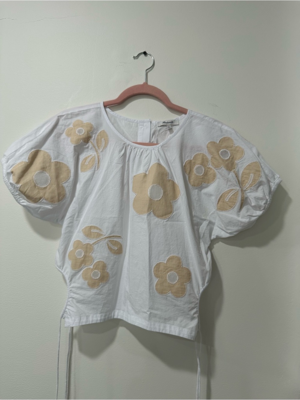 Madewell Poplin Gingham Embroidered Flower Puff Sleeve Cut Out Top